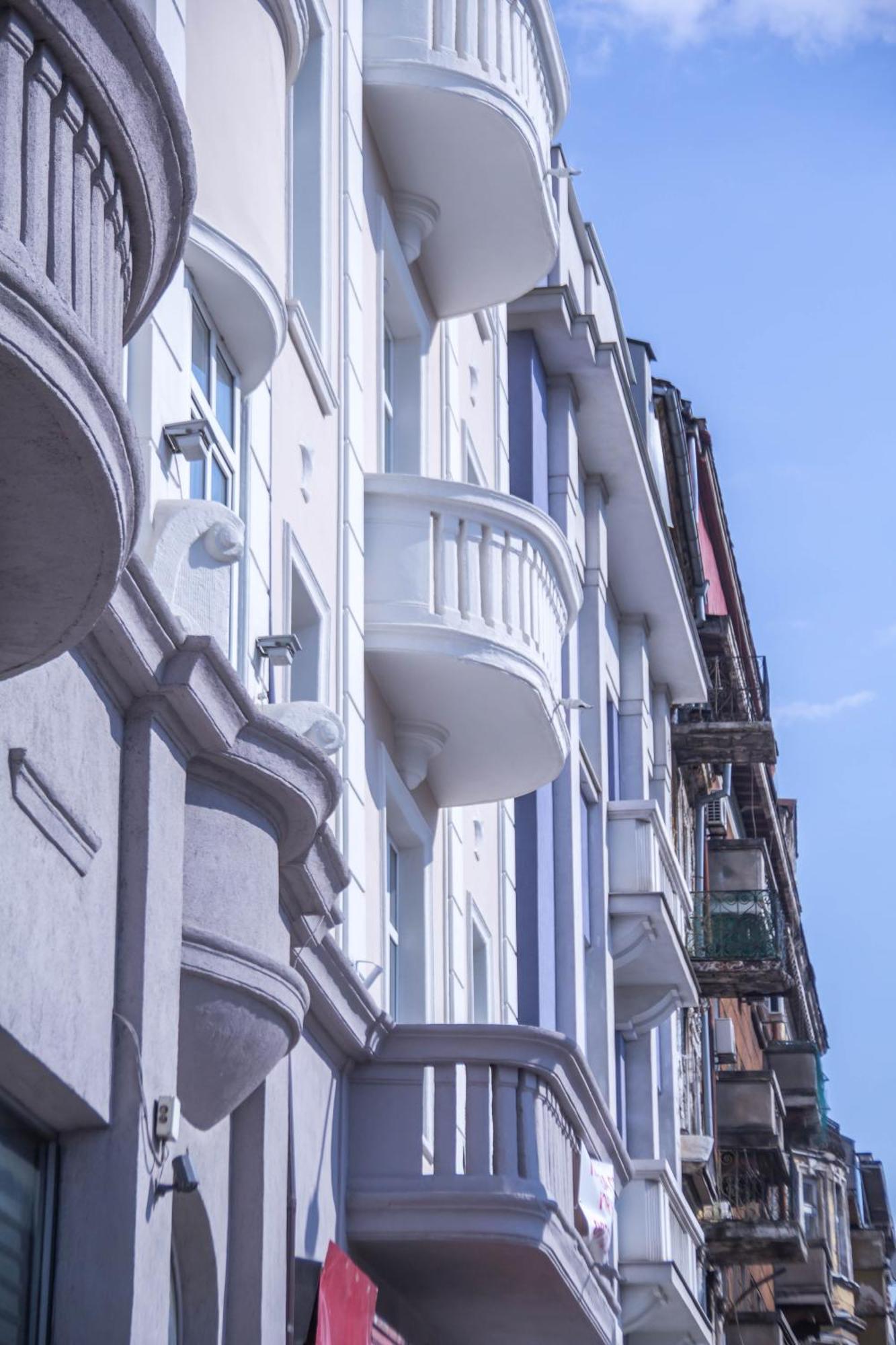 Lion'S Bridge Boutique 2Bdrm Apt, Top Center Gem Софія Екстер'єр фото