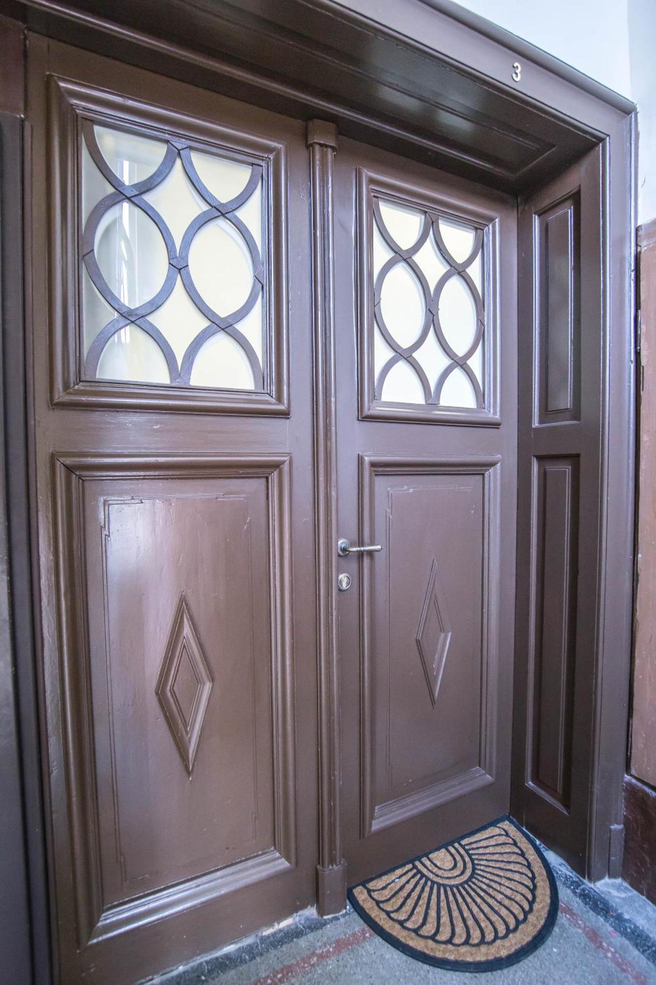 Lion'S Bridge Boutique 2Bdrm Apt, Top Center Gem Софія Екстер'єр фото